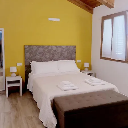 Апартаменты La Casina Di Ely *